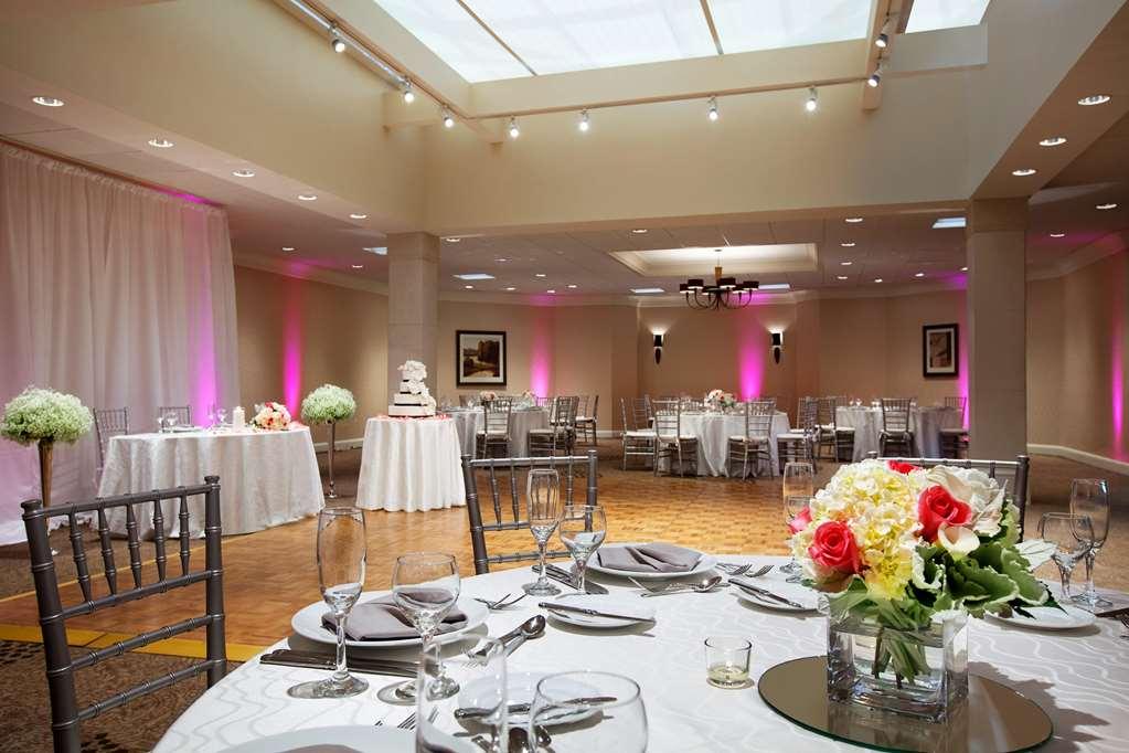 Doubletree By Hilton Hotel Boston - Bedford Glen Konforlar fotoğraf