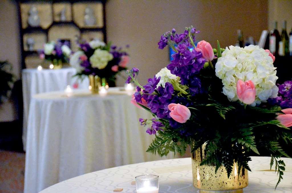 Doubletree By Hilton Hotel Boston - Bedford Glen Konforlar fotoğraf
