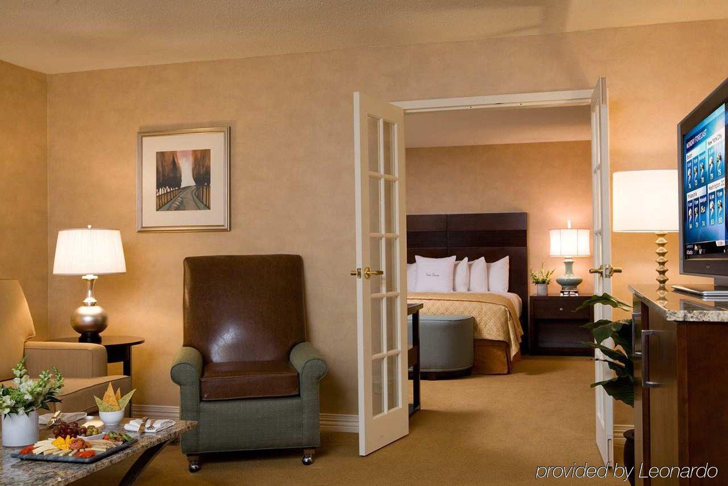Doubletree By Hilton Hotel Boston - Bedford Glen Oda fotoğraf