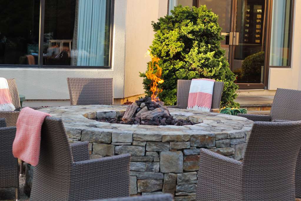 Doubletree By Hilton Hotel Boston - Bedford Glen Dış mekan fotoğraf
