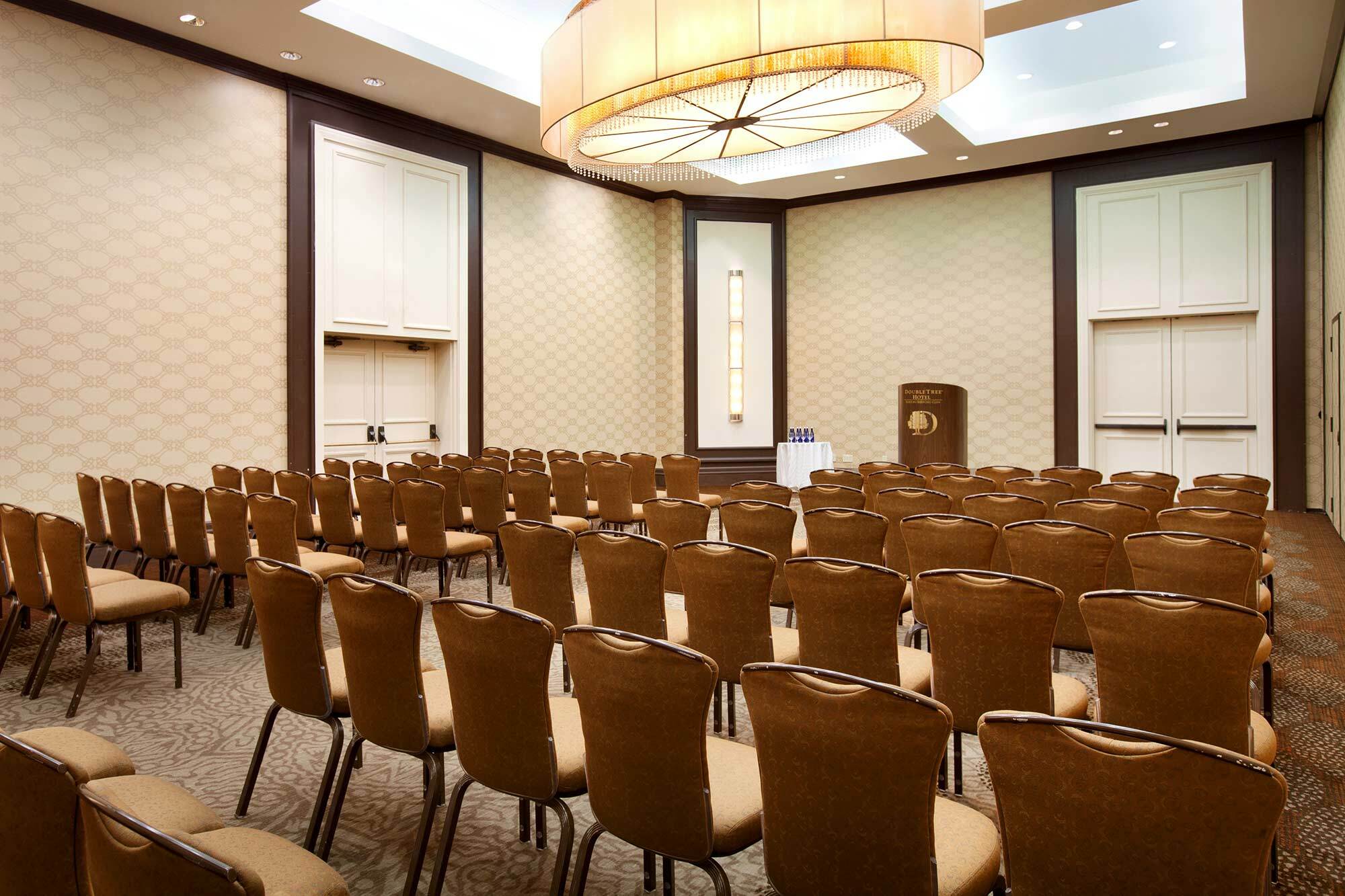 Doubletree By Hilton Hotel Boston - Bedford Glen Dış mekan fotoğraf